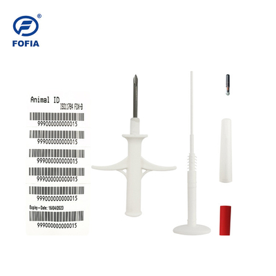 2.12X11.5mm ID RFID Bioglass Microchip Tag 134.2KHZ Pour les chevaux dans une seringue blanche