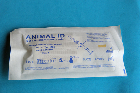 Micro-puce RFID en verre certifiée ISO pour animaux - Biochip compact pour l'identification des animaux de compagnie et du bétail