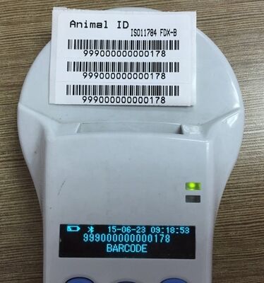 FOFIA Lecteur RFID portable en plastique durable avec écran OLED 128x32 /USB pour l'utilisation à longue distance chez les animaux de compagnie et les fermes/élevages