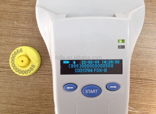 FOFIA Lecteur RFID portable en plastique durable avec écran OLED 128x32 /USB pour l'utilisation à longue distance chez les animaux de compagnie et les fermes/élevages